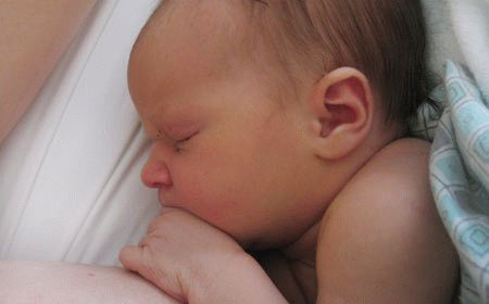 the baby is eating poorly