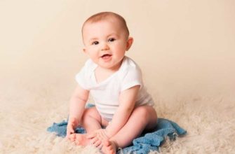 when the child begins to sit on his own