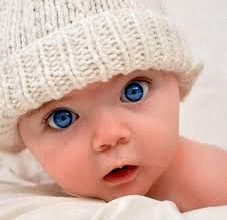 what color is the eye in a newborn