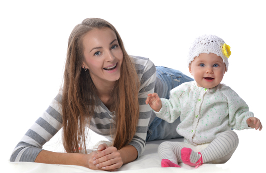 at 6 months they are able to sit with the support of an adult, at 7 they can hold the back vertically on their own, at 8 - it is easy to sit down from a position on all fours or lying down