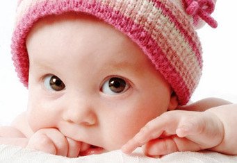 What a child can do at 4 months