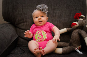 What a child can and should be able to do at 3 months