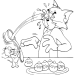 Jerry throws Tom Cupcake