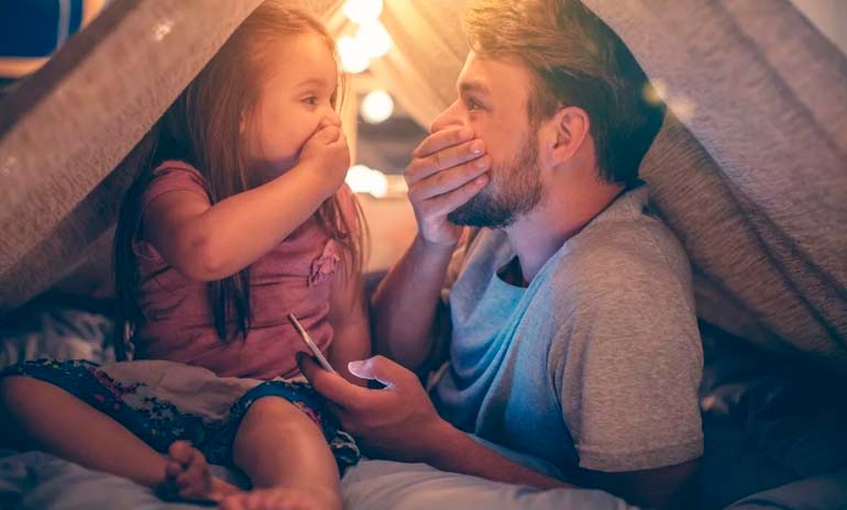 dad with daughter