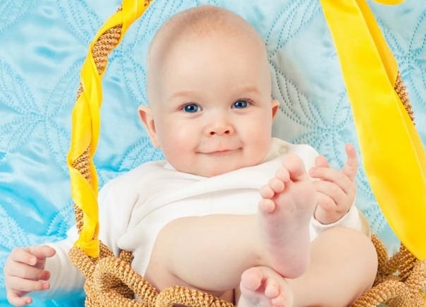 How to play with young children