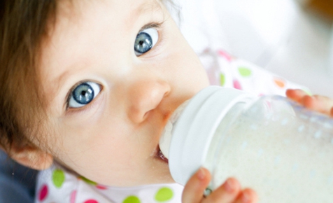 how to teach a child a bottle