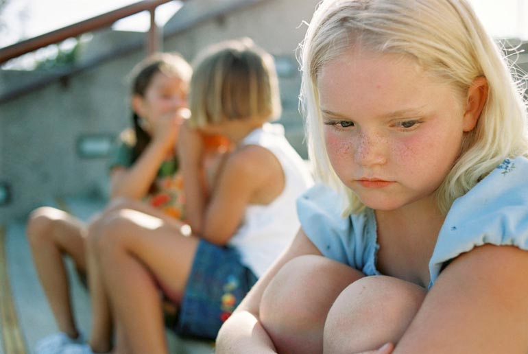 the child is not friends with anyone
