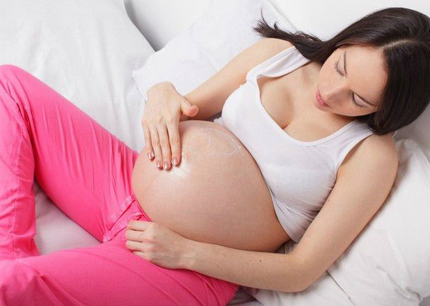 pregnant women itch