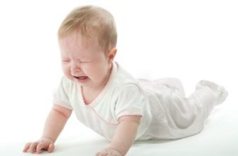 baby banging his head on the floor
