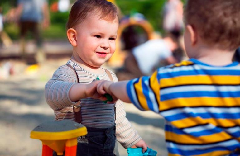 conflicts between children in the playground