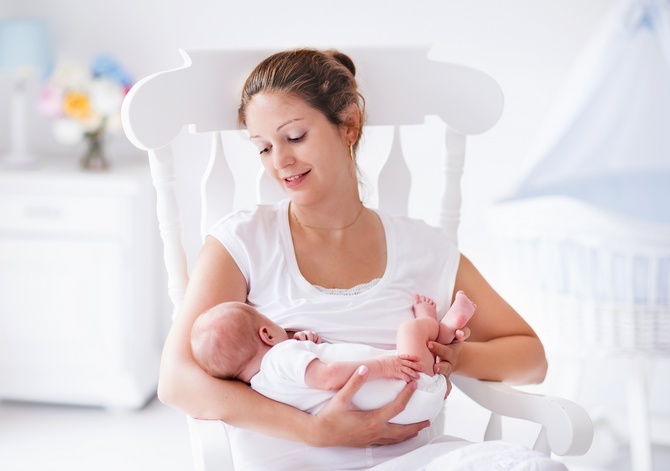 nursing mom