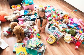 How to teach a child to clean his toys