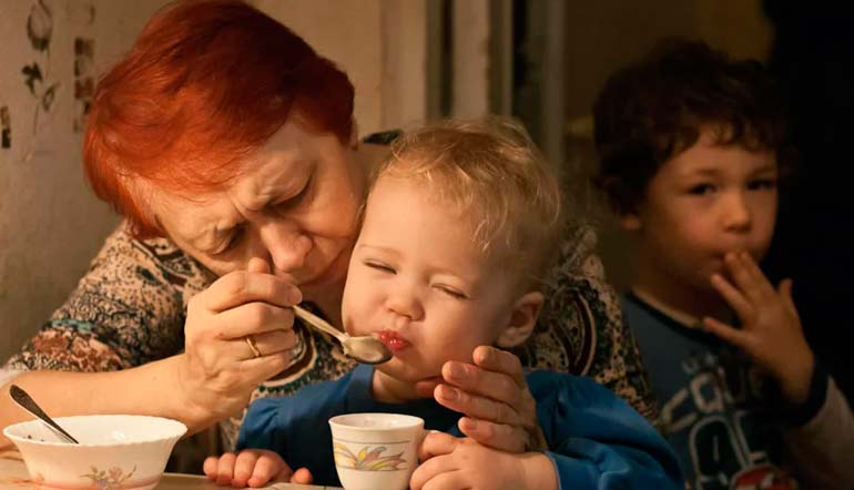 grandmother overfeeds baby