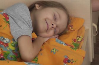 child sleep in kindergarten